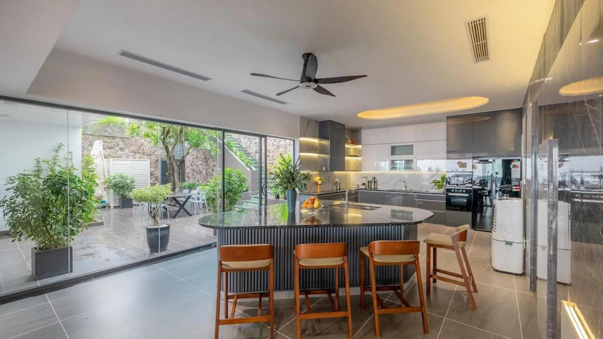 Anh Nguyen Oceanfront Luxury Villas نها ترانج