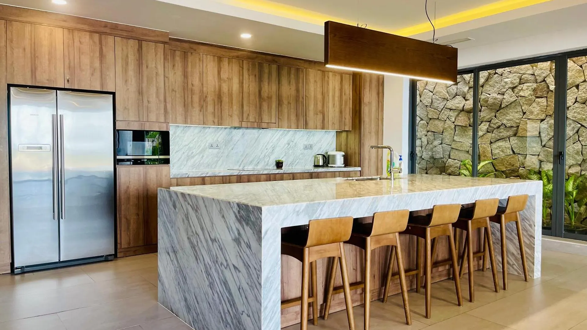Anh Nguyen Oceanfront Luxury Villas نها ترانج