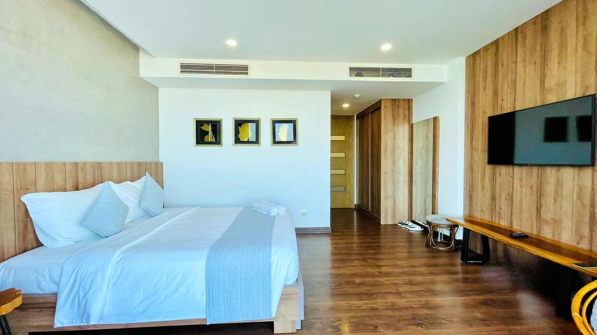 Anh Nguyen Oceanfront Luxury Villas نها ترانج